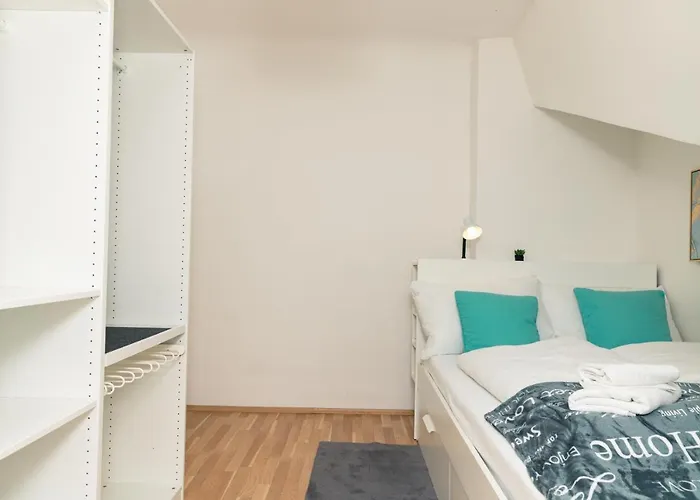 Milky Way Floor 2-bedroom Air Condition Apartmán