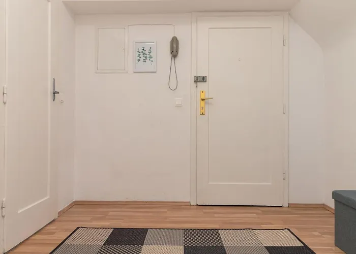 Milky Way Floor 2-bedroom Air Condition Apartmán