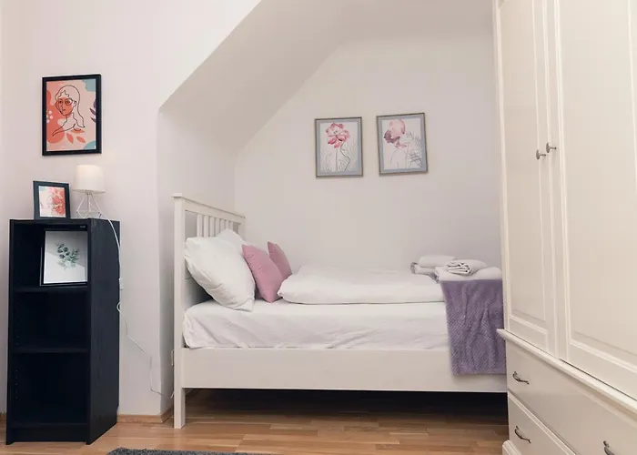 Milky Way Floor 2-bedroom Air Condition *